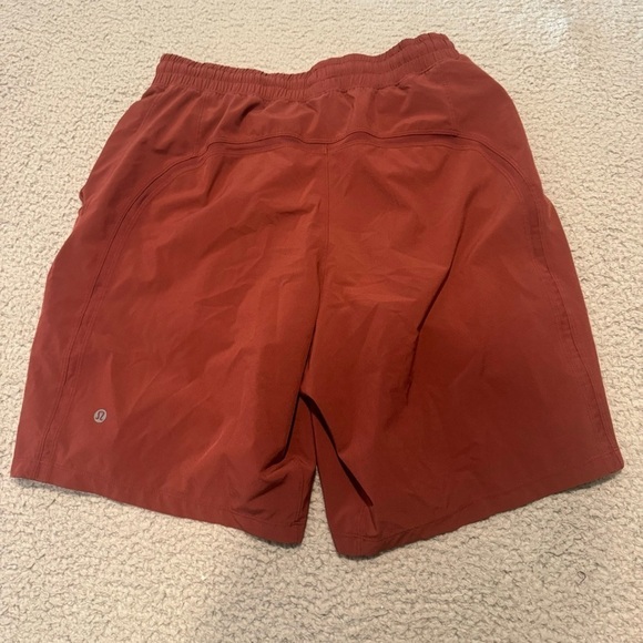 Lululemon Pace Breaker Lined Short 9"Mulled Wine Size Medium - Picture 2 of 8